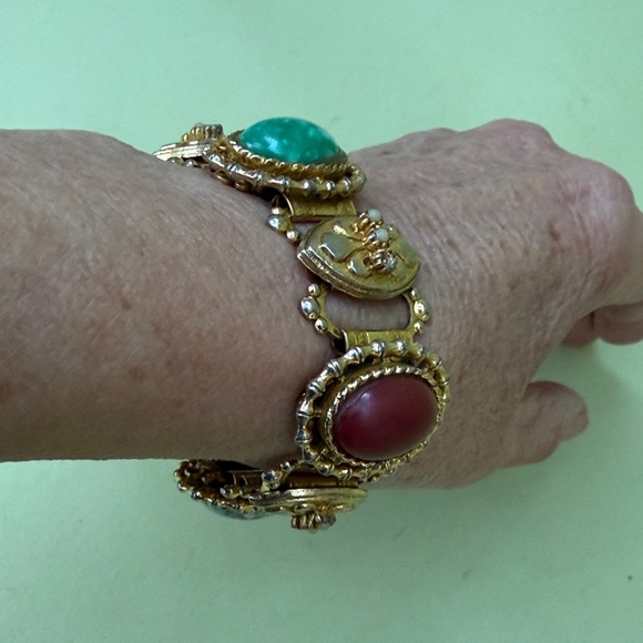 Vintage and Unique Gold and Multicolored Gemstone Chunky Bracelet - Picture 3 of 11